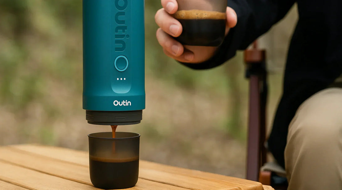OutIn Nano espressomachine zet espresso in de natuur – perfecte koffiemomenten voor kampeerders, reizigers en chauffeurs.