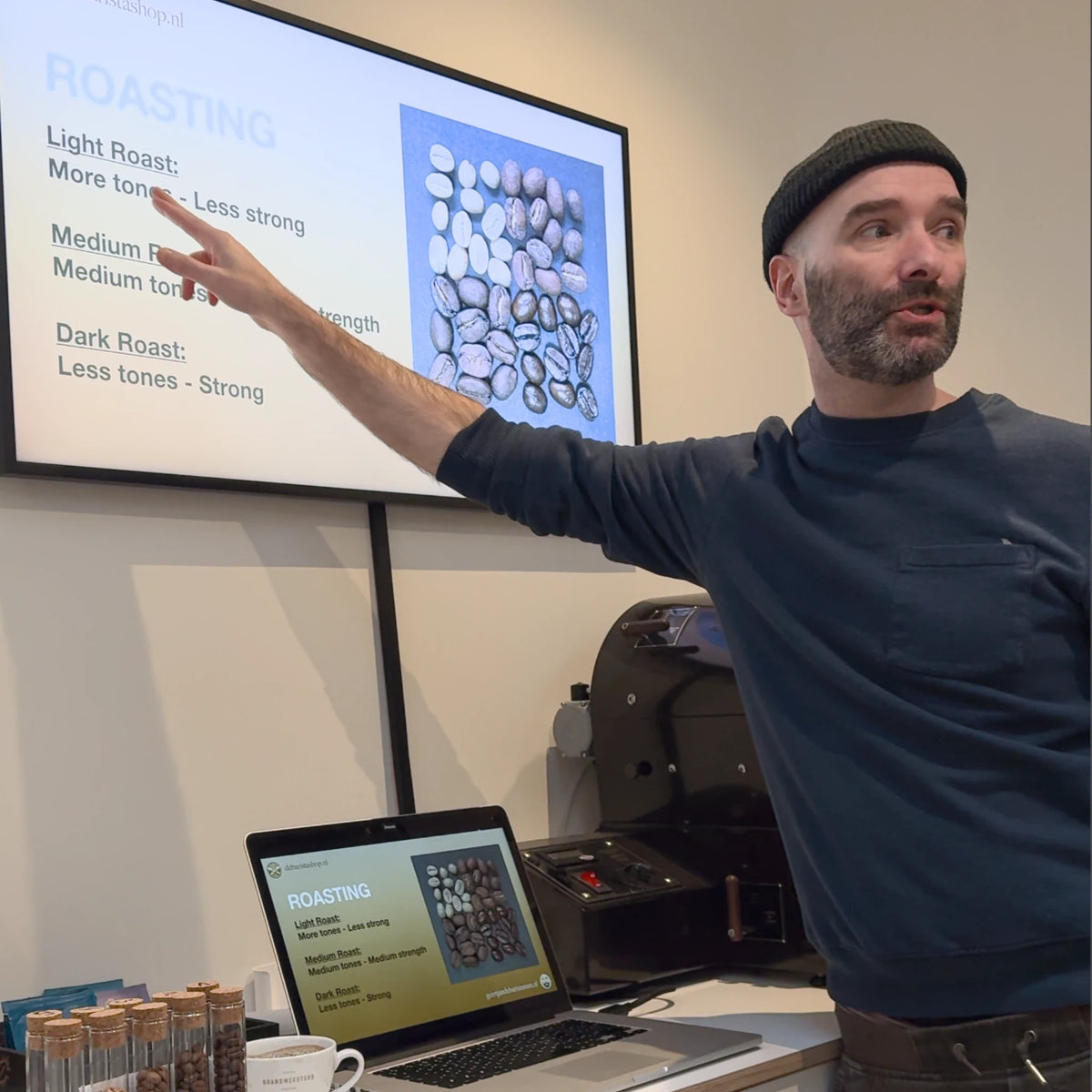 Geertjandebaristaman vertelt alles over koffie tijdens de barista workshop in Amsterdam