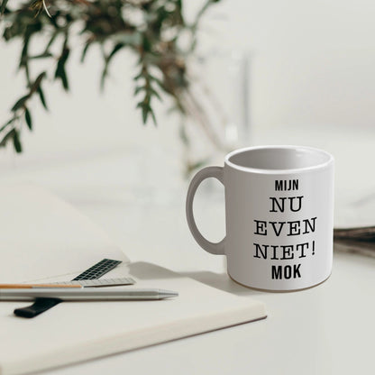 Keramieken koffiemok met grappige opdruk, ideaal voor op kantoor