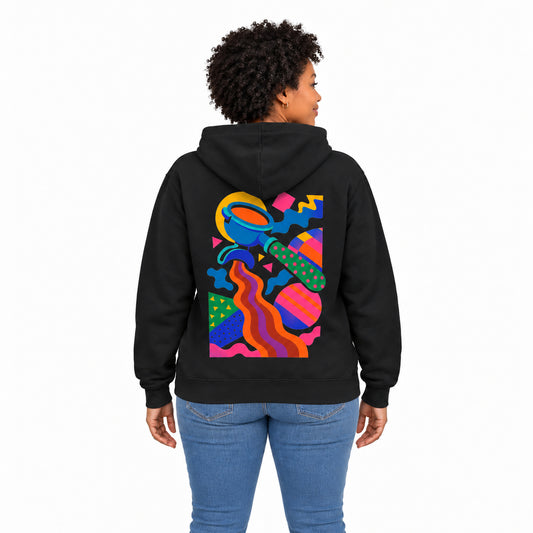 Portafilter Hoodie | Post-Moderne Style – gedragen rugaanzicht met originele print, Cruiser 2.0 Black, witte studioachtergrond.