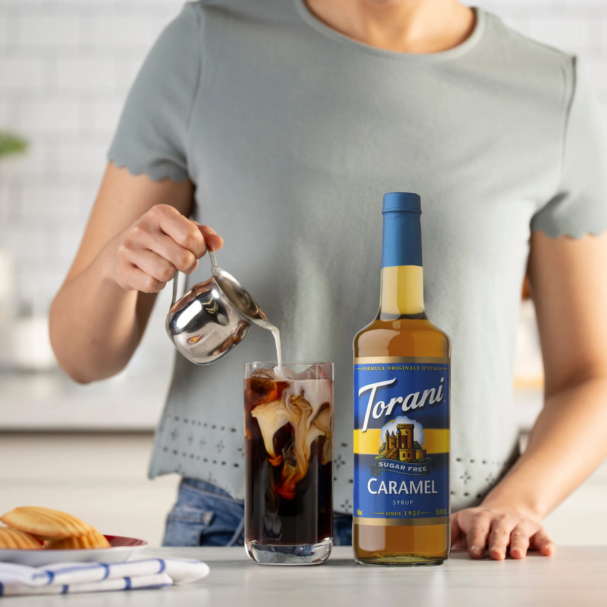 Creëer de perfecte latte of cappuccino met Torani suikervrije karamelsiroop – rijke smaak zonder calorieën!