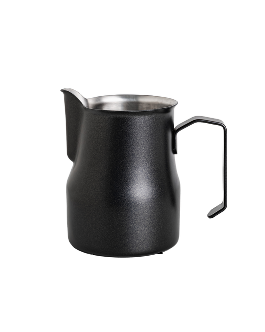 Zwarte Italiaanse melkkan 500 ml met RVS binnenkant en handvat